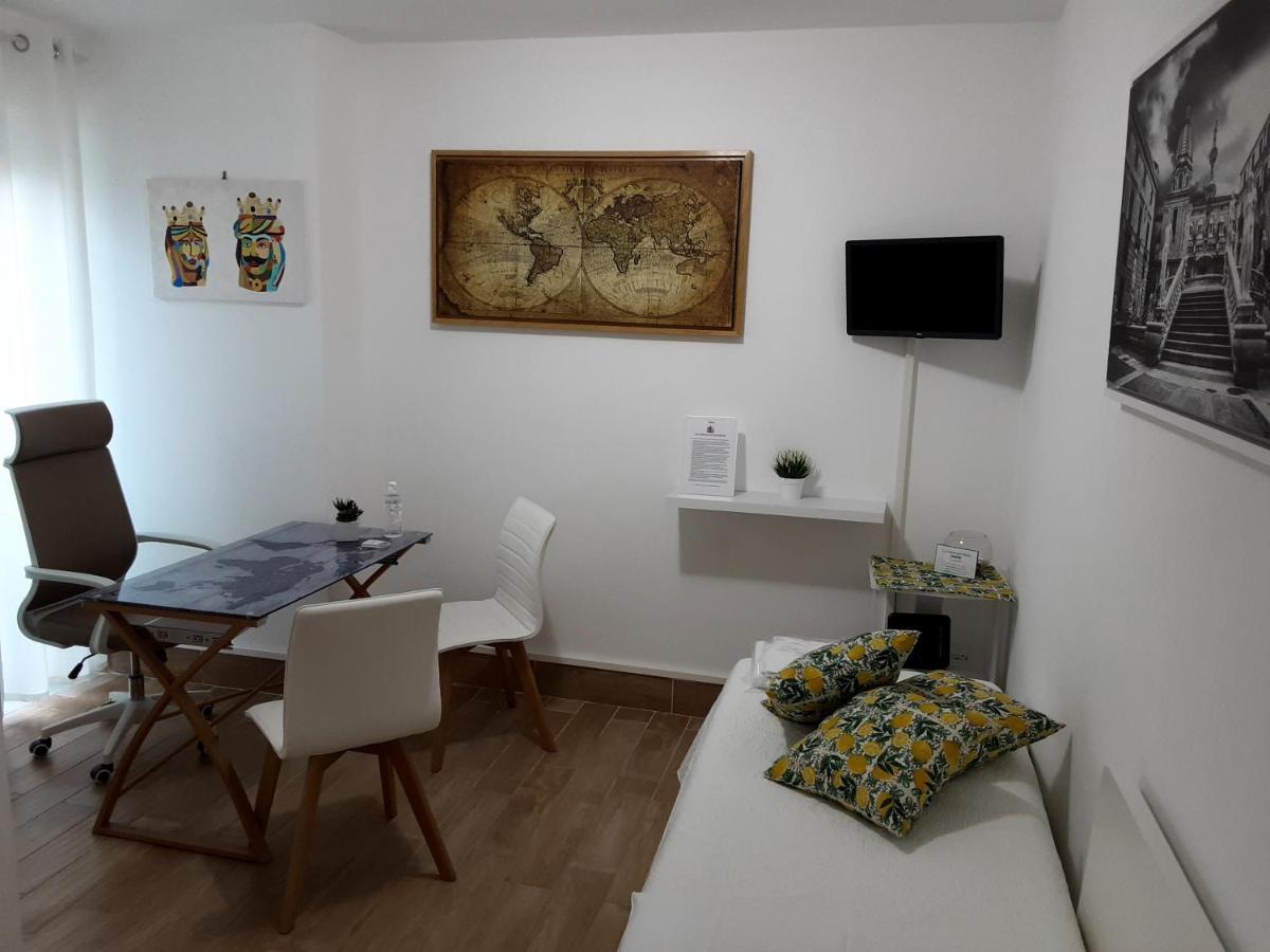 La Camera Di Stella - Ai Normanni Hotell Palermo Eksteriør bilde