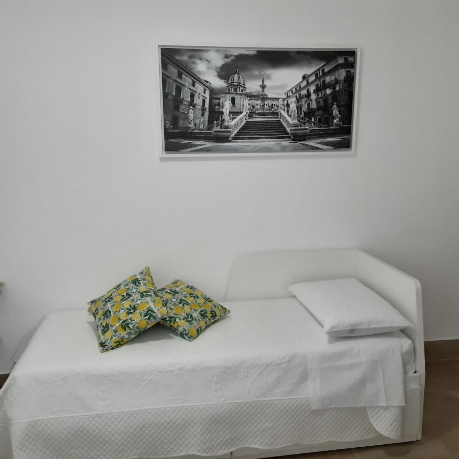 La Camera Di Stella - Ai Normanni Hotell Palermo Eksteriør bilde