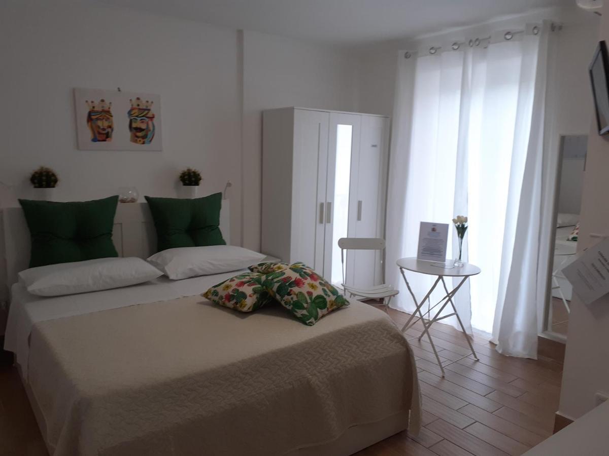 La Camera Di Stella - Ai Normanni Hotell Palermo Eksteriør bilde