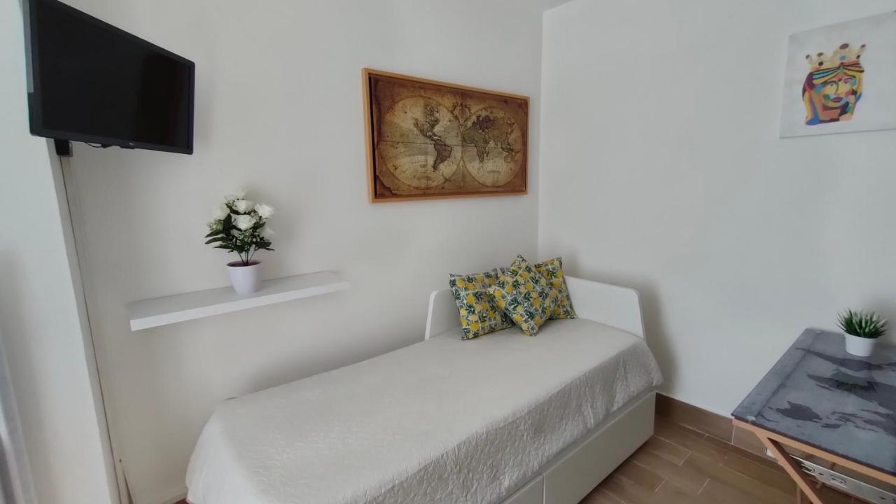 La Camera Di Stella - Ai Normanni Hotell Palermo Eksteriør bilde